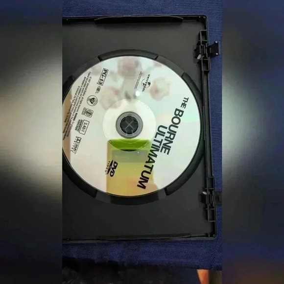 The Bourne Ultimatum DVD (EUC) - Picture 3 of 3